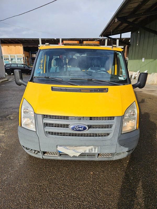 Second-hand Ford Transit 140 CP (102 kW) 2010 Galben