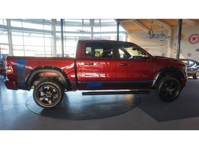 Second-hand Dodge Ram 401 CP (294 kW) 2023 Roșu Pickup