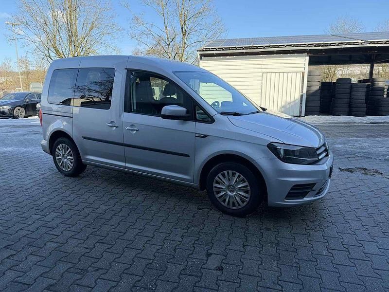 Gebraucht VW Caddy Trendline 75 PS (55 kW) 2019 Silber Van / Kleinbus