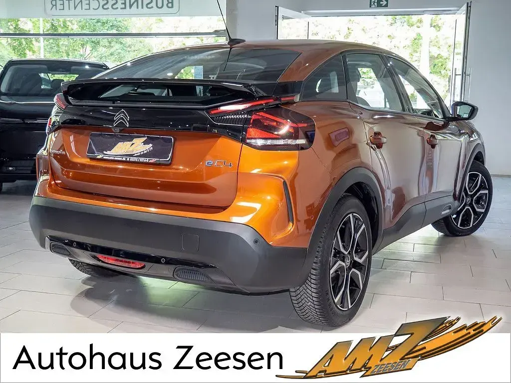Gebraucht Citroën e-C4 Feel 100 kW (136 PS) 2022 Orange pulse Limousine