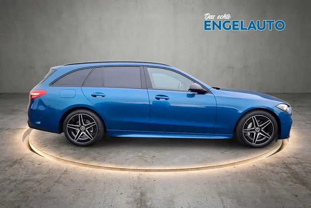 Gebraucht Mercedes C300 AMG 265 PS (194 kW) 2022 Blau Limousine