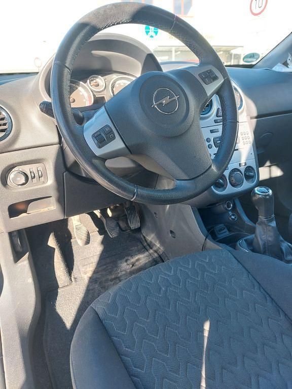 Gebraucht Opel Corsa Active 87 PS (63 kW) 2013 Kleinwagen