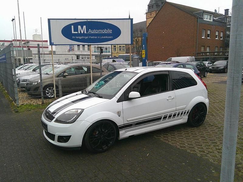 Gebraucht Ford Fiesta ST 80 PS (58 kW) 2008 Weiß Kleinwagen