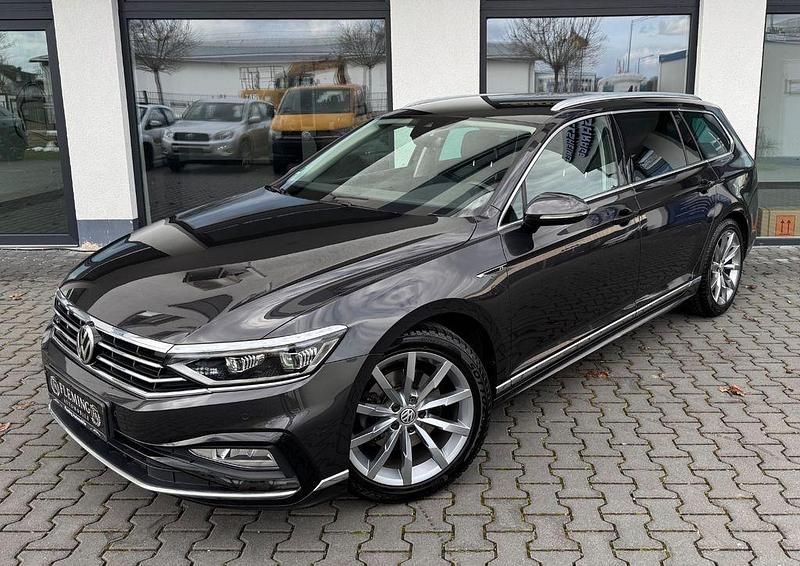 Gebraucht VW Passat R-line 190 PS (139 kW) 2020 Grau Limousine