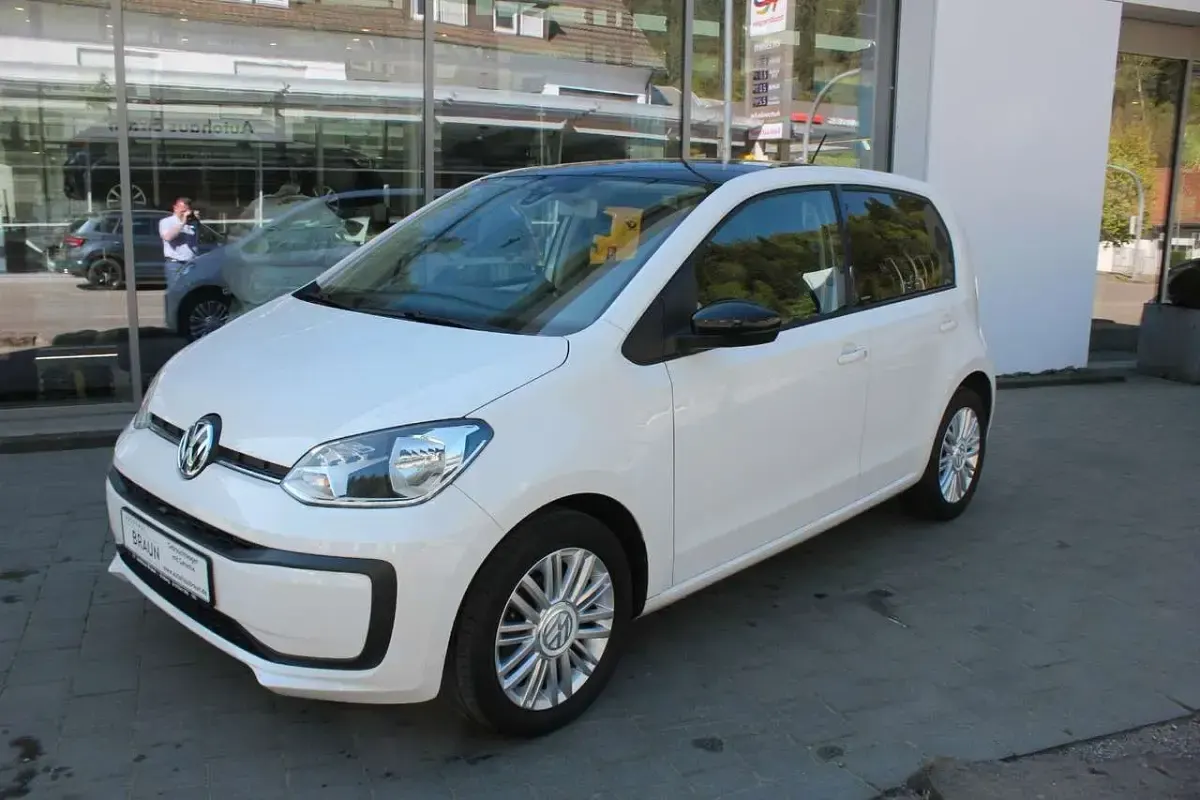 Gebraucht VW up! IQ Drive 75 PS (55 kW) 2019 White7black Kleinwagen