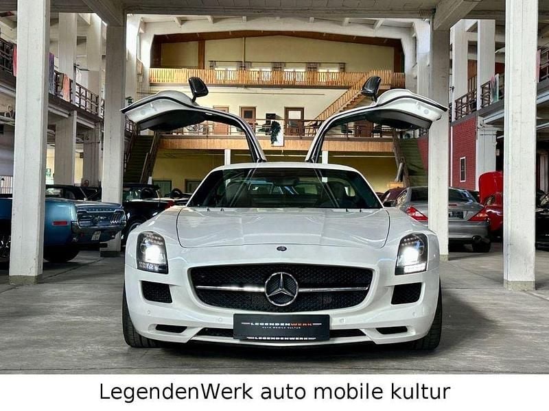 Gebraucht Mercedes SLS AMG AMG 591 PS (434 kW) 2012 Designomysticweiss 2 Coupé