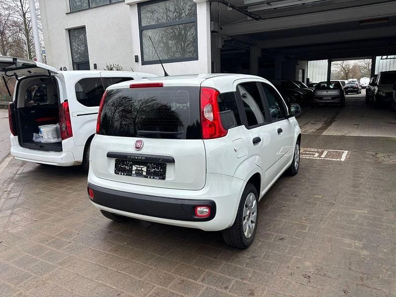 Gebraucht Fiat Panda Pop 69 PS (50 kW) 2019 Weiß Kleinwagen