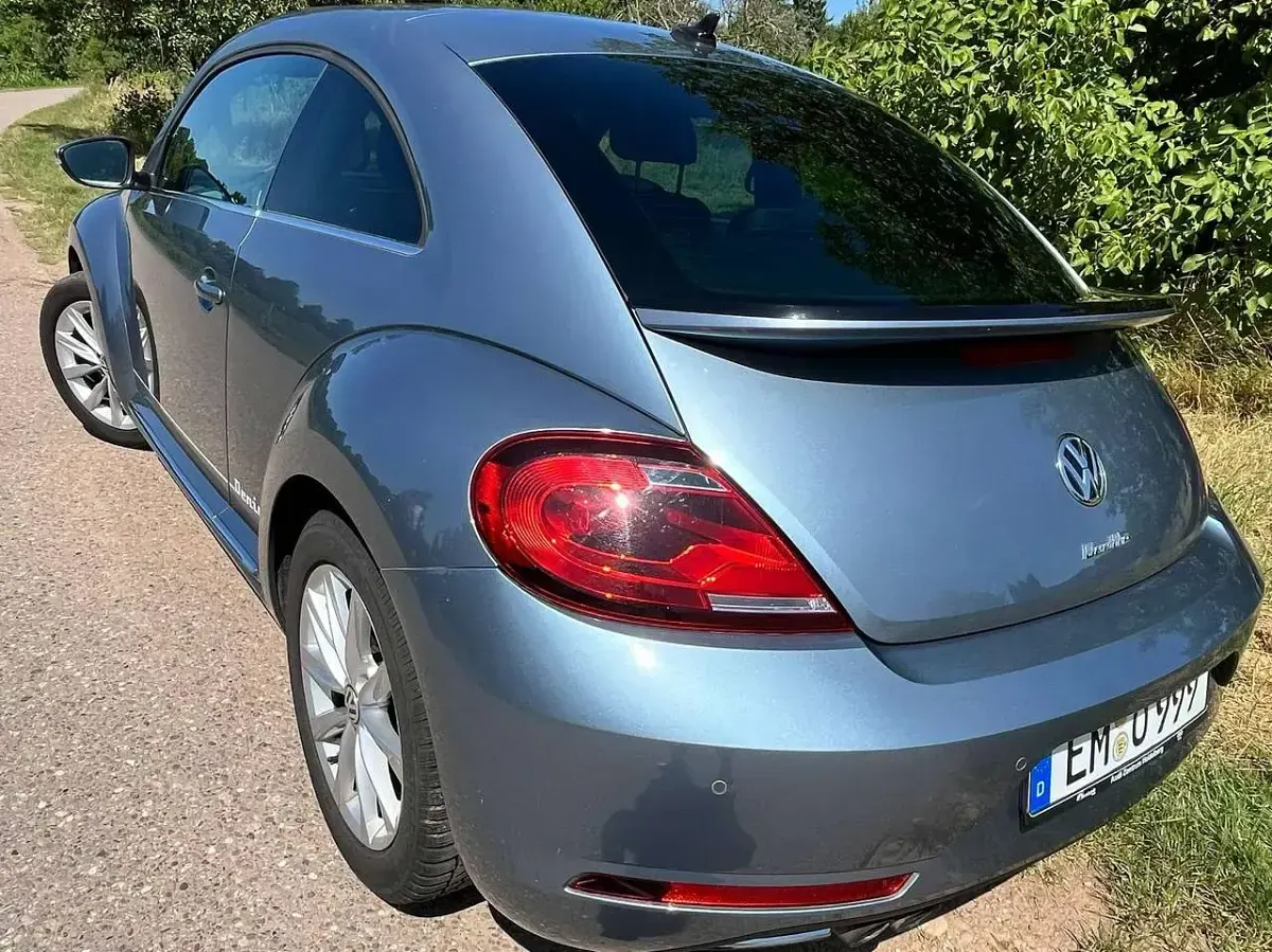 Gebraucht VW Beetle 150 PS (110 kW) 2016 Blau Kleinwagen