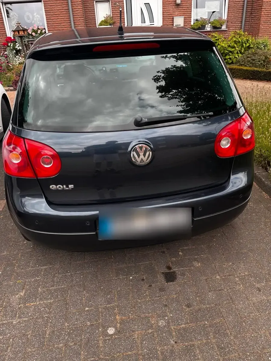 Gebraucht VW Golf V United 80 PS (58 kW) 2008 Blau Kleinwagen