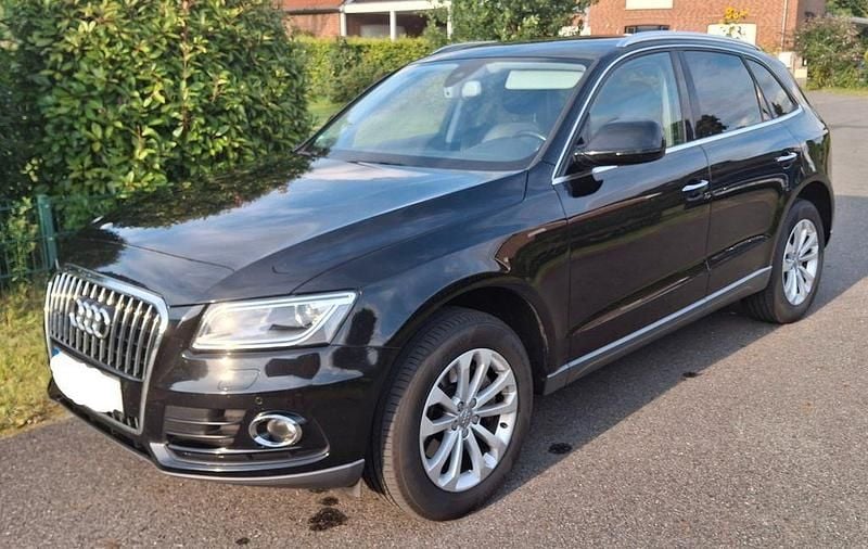 Schwarz Gebraucht 2015 Audi Q5 Sport SUV | 14.900 € (Superpreis) - Bild 1/4