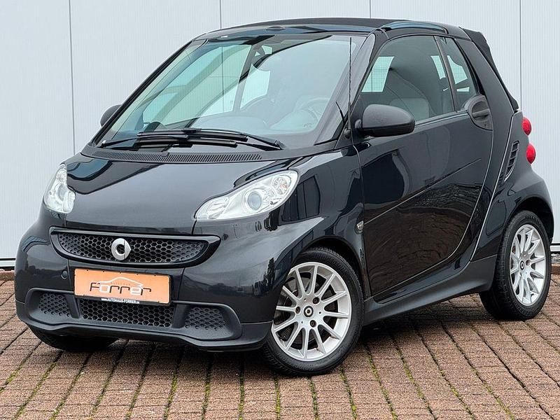 Schwarz Gebraucht 2013 Smart ForTwo Cabrio Cabrio | 6.590 € (Fairer Preis) - Bild 1/4