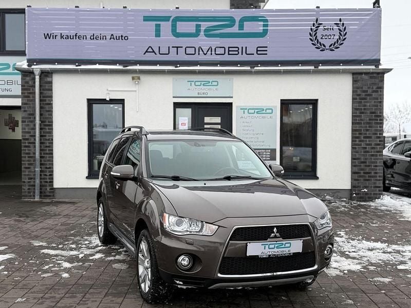 Gebraucht Mitsubishi Outlander Motion 156 PS (114 kW) 2012 Braun SUV