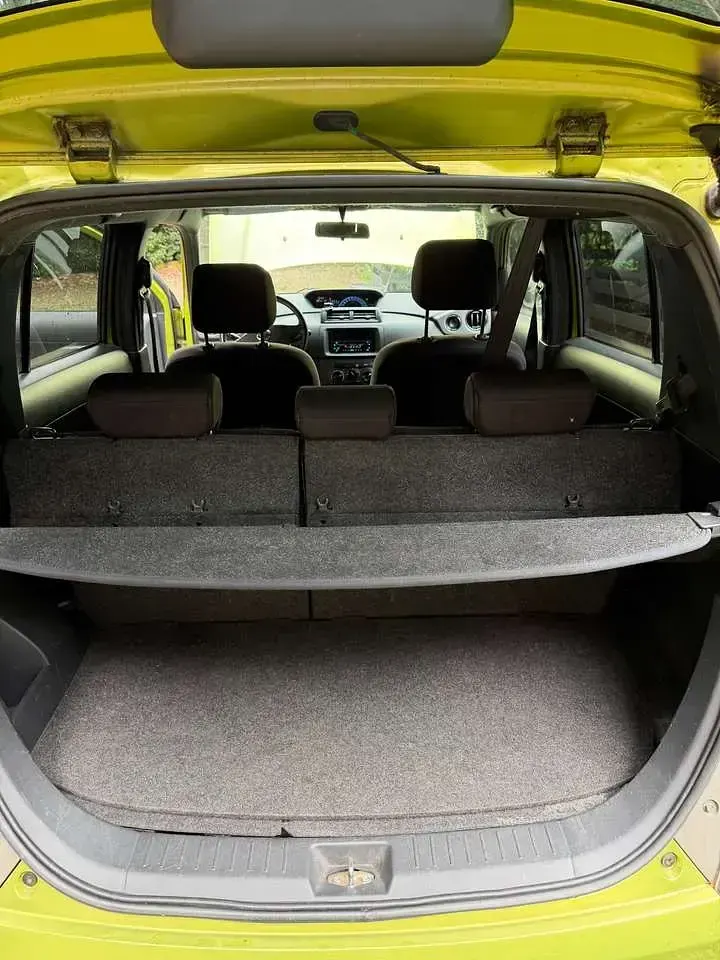 Gebraucht Daihatsu Materia 91 PS (66 kW) 2008 Grün Van / Kleinbus
