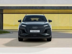 Neu Audi Q6 e-tron S-Line 185 kW (252 PS) 2026 Grau (magnetgrau) SUV