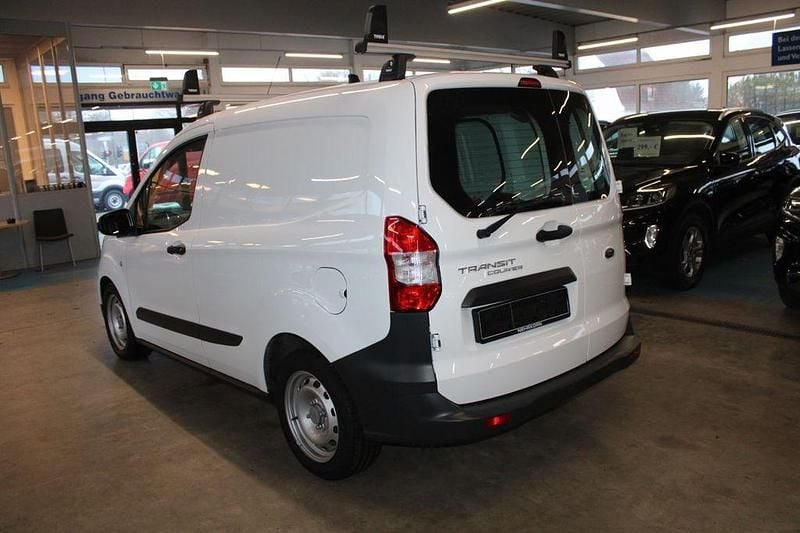 Gebraucht Ford Transit 75 PS (55 kW) 2022 Weiß Limousine