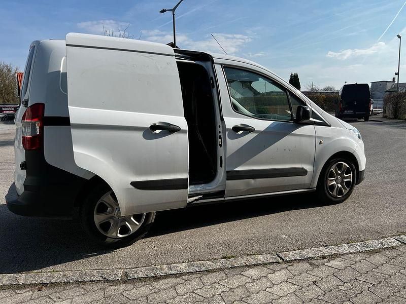 Gebraucht Ford Transit 75 PS (55 kW) 2019 Weiß SUV