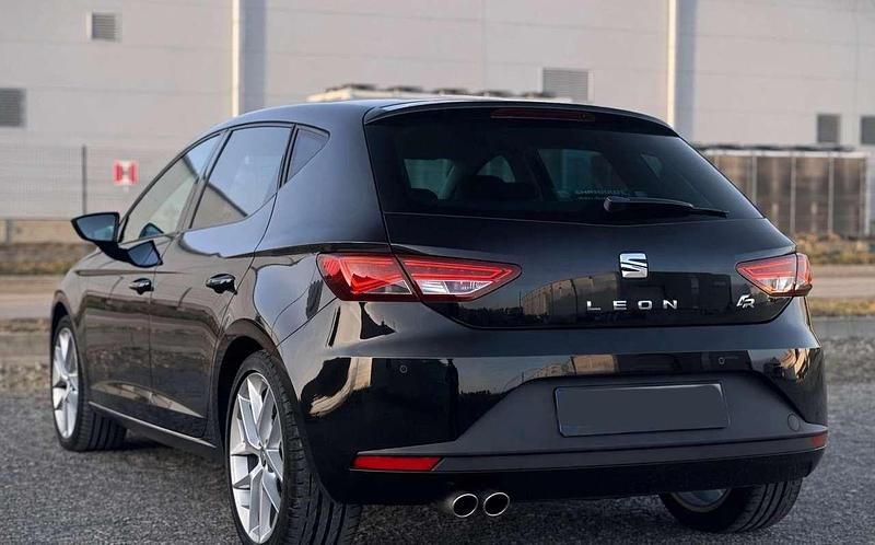 Gebraucht Seat Leon 150 PS (110 kW) 2015 Schwarz Limousine