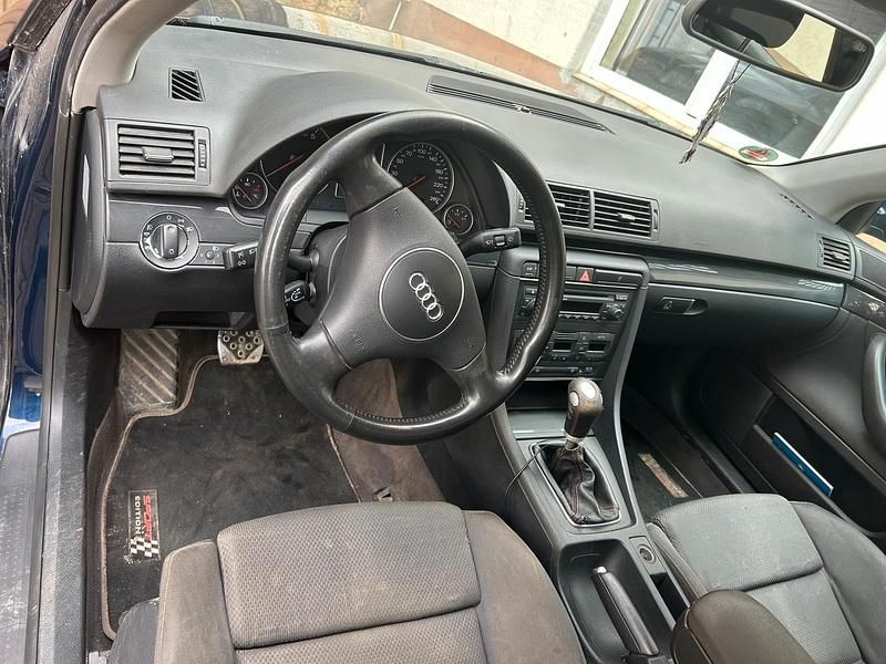 Usata Audi A4 133 CV (97 kW) 2004 Blu Berlina