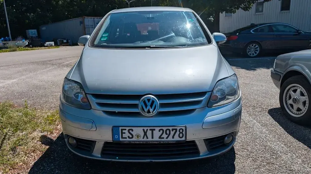 Gebraucht VW Golf Plus Cross Comfortline 102 PS (75 kW) 2008 Silber Van / Kleinbus