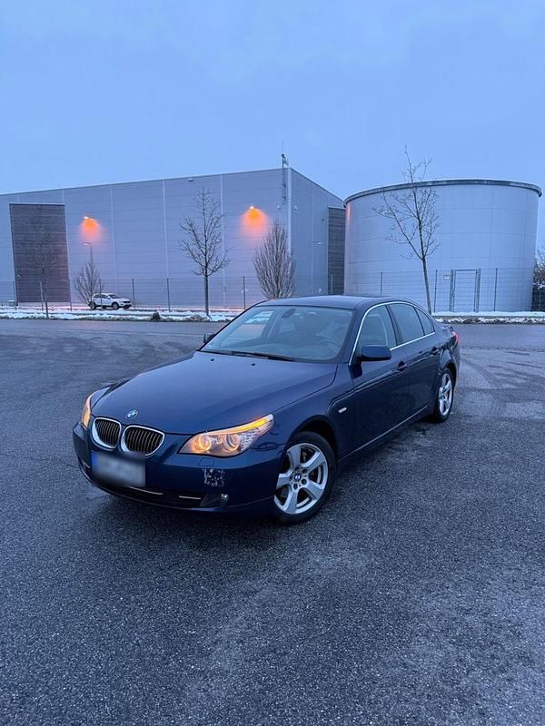 Gebraucht BMW 530 Performance 235 PS (172 kW) 2007 Blau Limousine