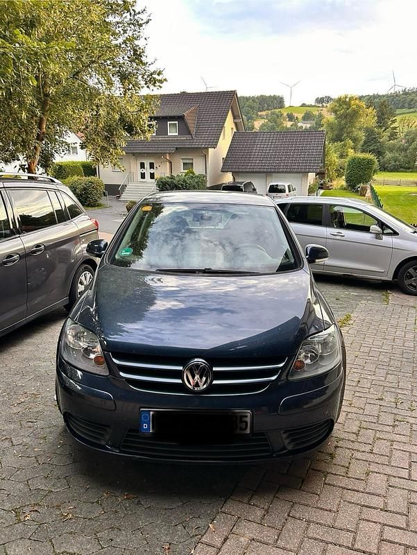 Blau Gebraucht 2005 VW Golf Plus Cross Van / Kleinbus | 4.200 € (Etwas zu teuer) - Bild 1/4