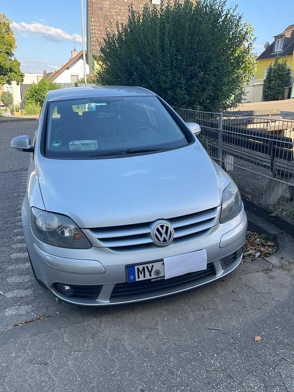 Grau Gebraucht 2006 VW Golf Plus Cross Van / Kleinbus | 3.600 € - Bild 1/4