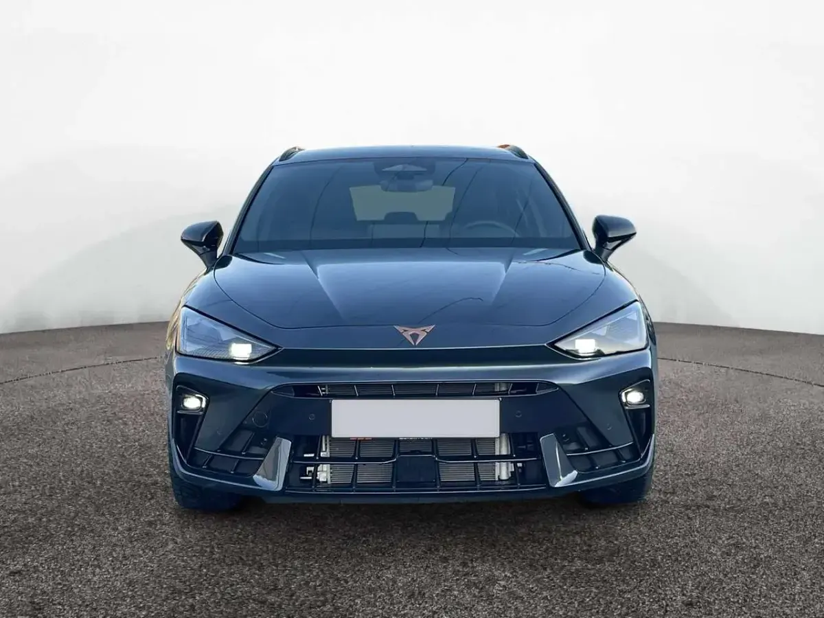 Usata Cupra Leon 204 CV (150 kW) 2025 Grigio Berlina
