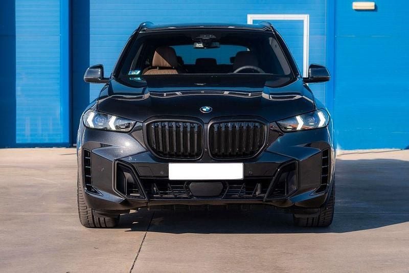 Schwarz Gebraucht 2025 BMW X5 Performance SUV | 99.900 € - Bild 1/4