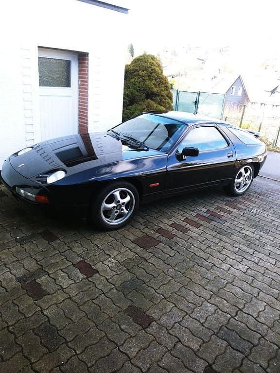 Beige Gebraucht 1990 Porsche 928 Coupé | 22.900 € - Bild 1/4