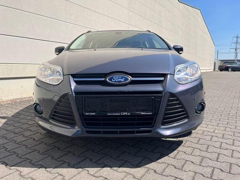 Gebraucht Ford Focus SYNC Edition 125 PS (91 kW) 2013 Midnight skygrau metallic Kombi