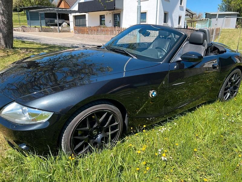 Usata BMW Z4 170 CV (125 kW) 2004 Nero Cabrio
