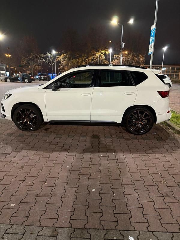 Second-hand Cupra Ateca 300 CP (220 kW) 2022 Alb SUV