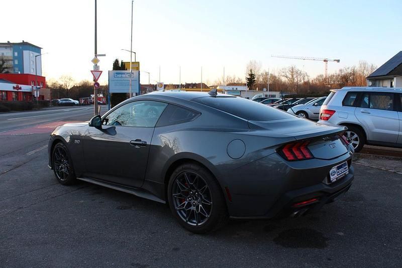 Gebraucht Ford Mustang GT Fastback 446 PS (328 kW) 2024 Carbonizedgray metallic Coupé