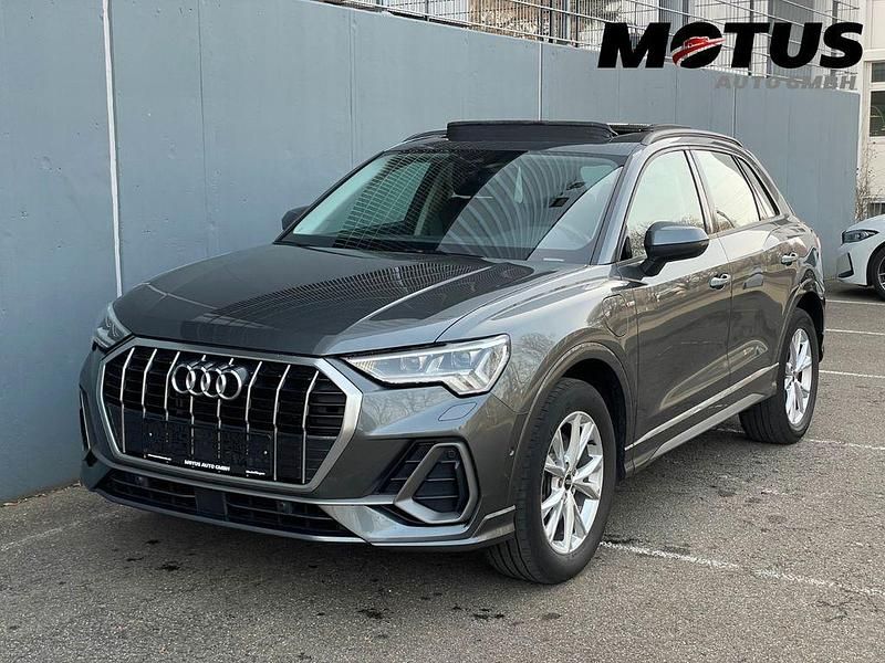 Gebraucht Audi Q3 S-Line 245 PS (180 kW) 2022 Grau SUV