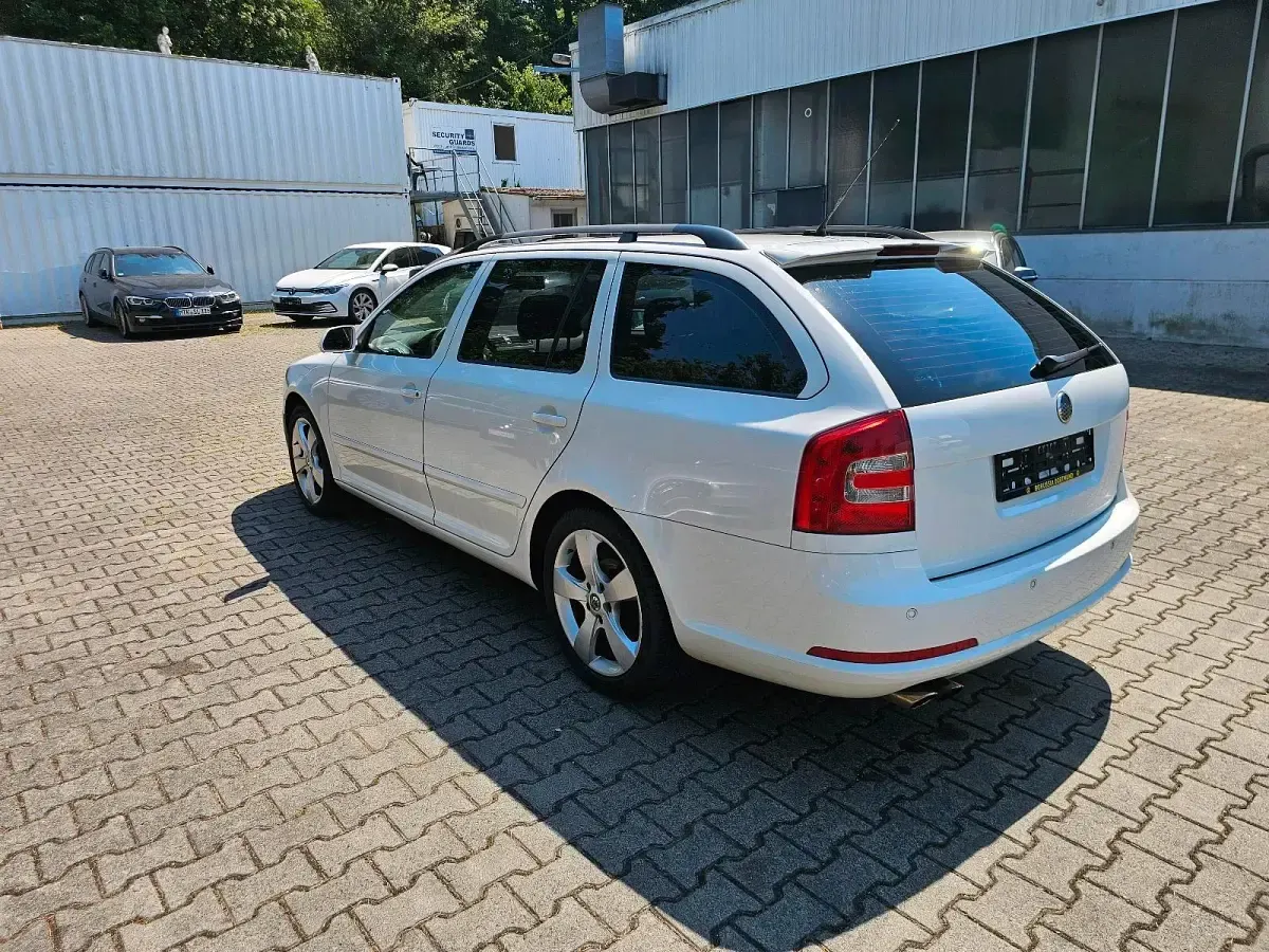Gebraucht Skoda Octavia 160 PS (117 kW) 2008 Weiß Kombi