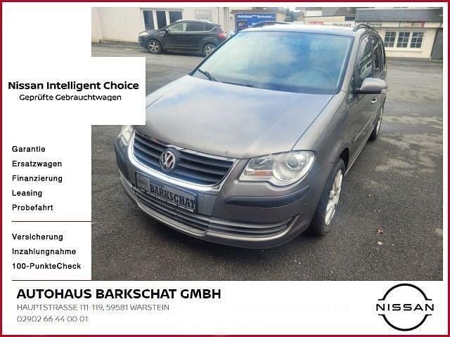 Grau Gebraucht 2008 VW Touran Conceptline Van / Kleinbus | 3.990 € (Teuer) - Bild 1/4