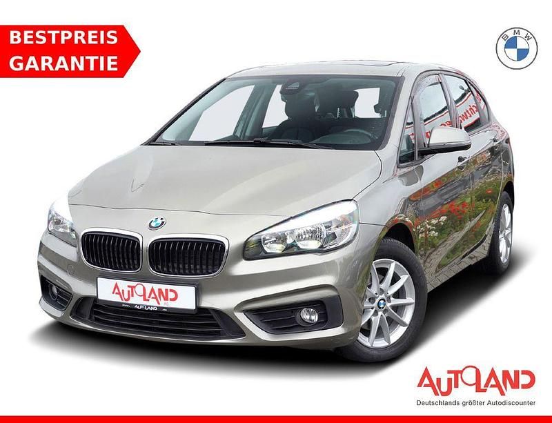Grau Gebraucht 2016 BMW 216 Active Tourer Van / Kleinbus | 14.990 € (Etwas zu teuer) - Bild 1/4