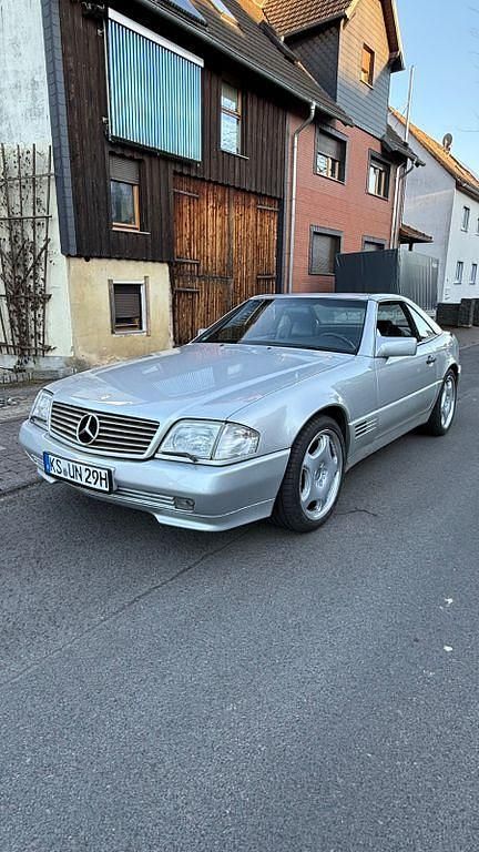 Gebraucht Mercedes SL320 231 PS (169 kW) 1993 Silber Cabrio