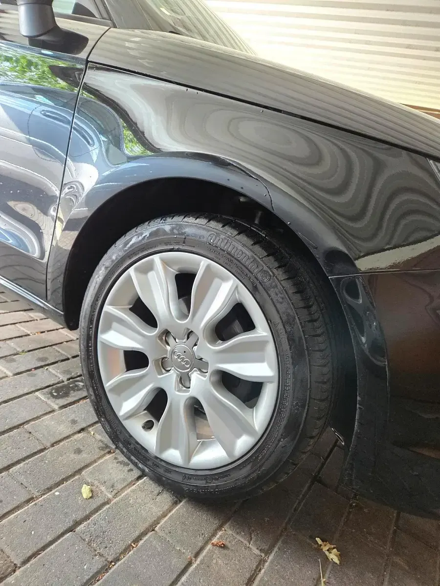 Gebraucht Audi A1 86 PS (63 kW) 2014 Schwarz Kleinwagen