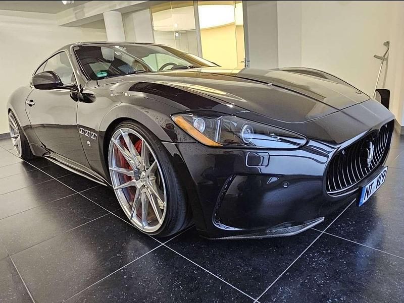 Schwarz Gebraucht 2011 Maserati Granturismo Coupé | 51.499 € - Bild 1/4
