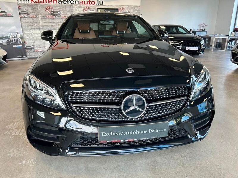 Schwarz Gebraucht 2019 Mercedes C300 AMG line Coupé | 32.500 € (Guter Preis) - Bild 1/4