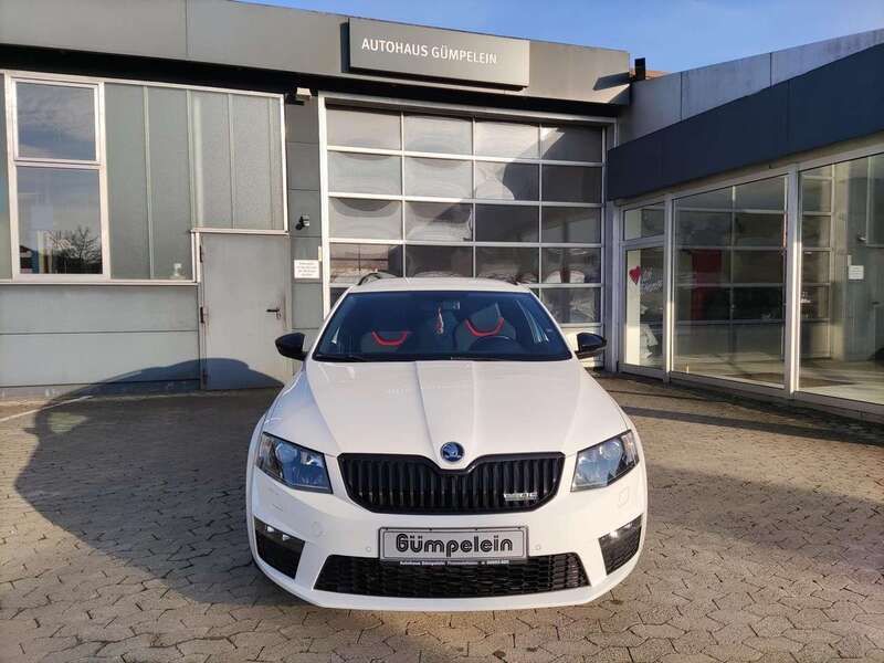 Candyweiss Gebraucht 2016 Skoda Octavia RS Kombi | 17.900 € (Fairer Preis) - Bild 1/4