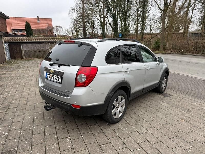 Gebraucht Chevrolet Captiva 136 PS (100 kW) 2010 Silber SUV