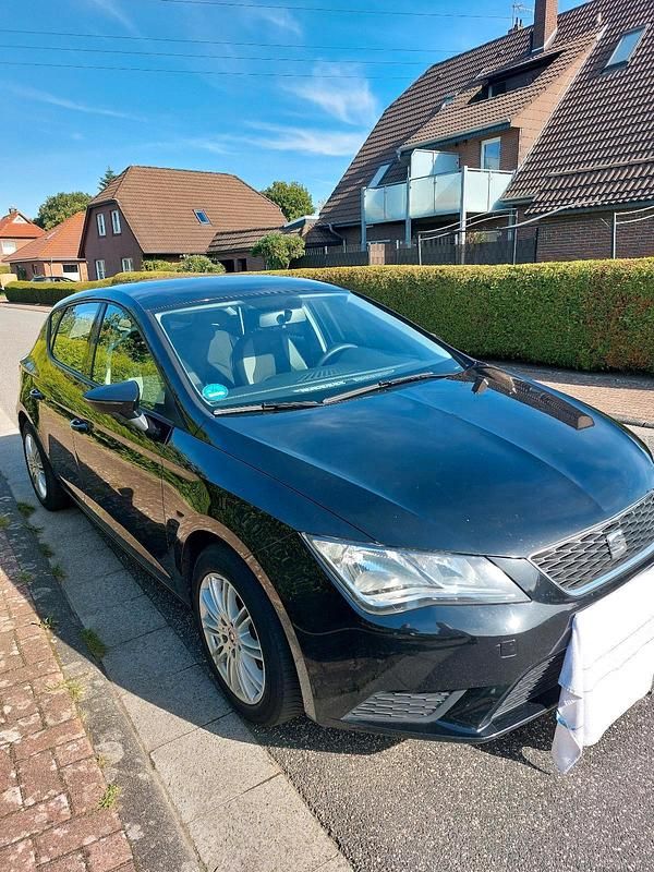 Schwarz Gebraucht 2014 Seat Leon Reference Kombi | 6.900 € (Guter Preis) - Bild 1/4