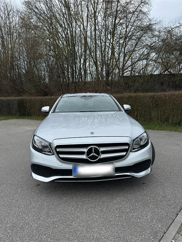 Gebraucht Mercedes E400 Exclusive 333 PS (244 kW) 2017 Silber Limousine