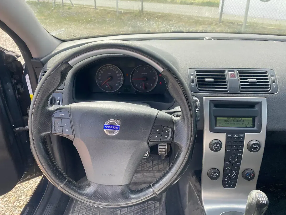 Second-hand Volvo V50 136 CP (100 kW) 2006 Gri Break