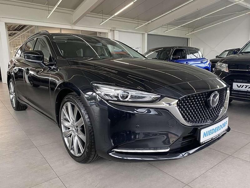 Jet black Gebraucht 2023 Mazda 6 Comfort Kombi | 26.990 € (Fairer Preis) - Bild 1/4