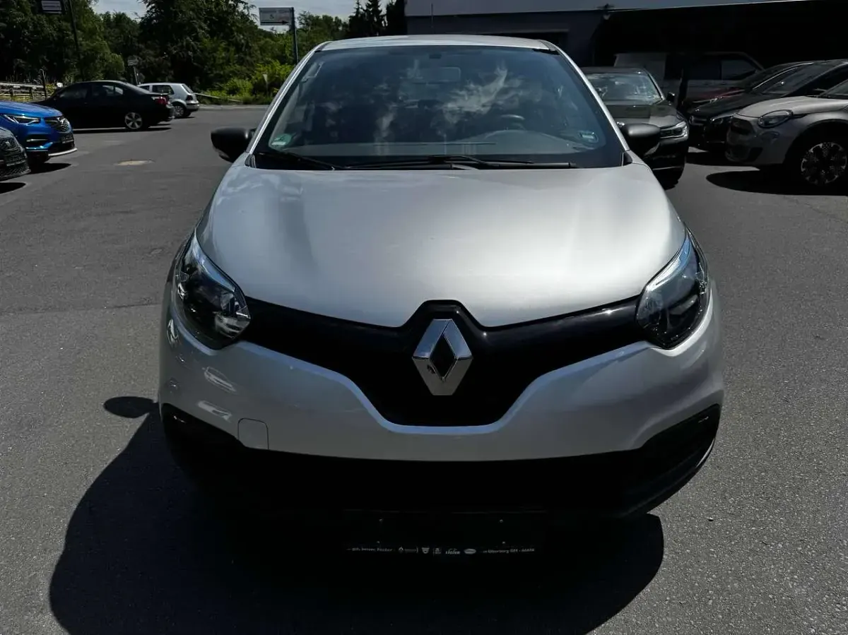 Gebraucht Renault Captur Expression 90 PS (66 kW) 2015 Platingrau SUV