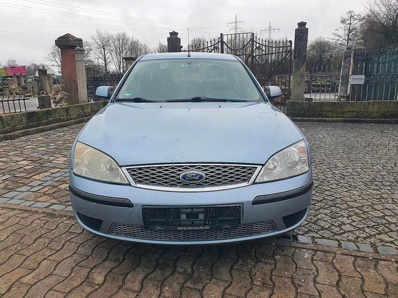 Gebraucht Ford Mondeo 116 PS (85 kW) 2005 Blau Limousine