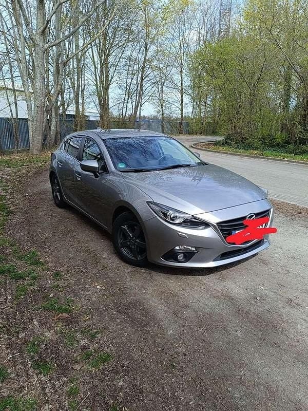 Gebraucht Mazda 3 Center-Line 120 PS (88 kW) 2015 Silber Limousine